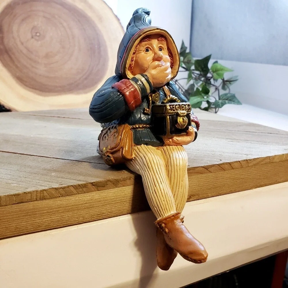 The Keeper Of Secrets Mantle or Shelf Figurine Shenandoah New Old Stock NIB